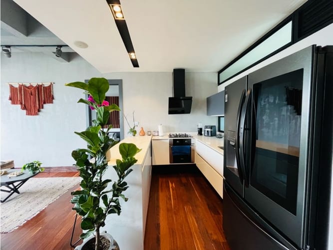 Apartamento de 1 alcoba en arriendo en El Poblado, Medellín, 86 m² · foto 4 de 14