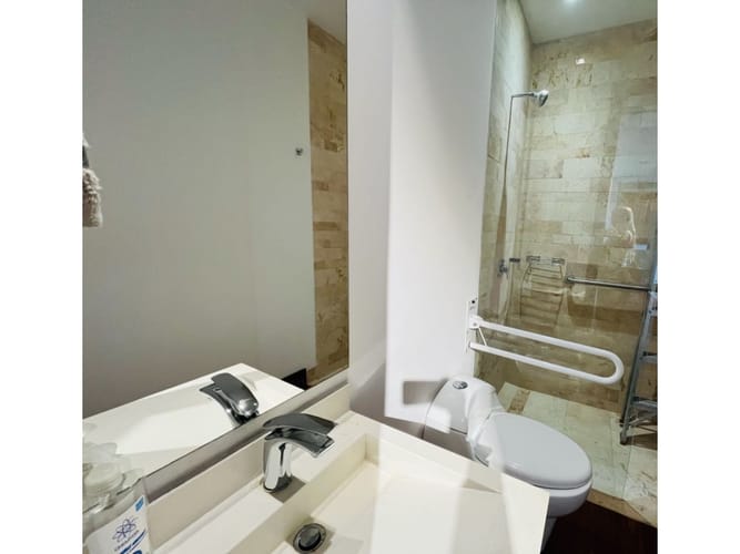 Apartamento de 1 alcoba en arriendo en El Poblado, Medellín, 86 m² · foto 11 de 14