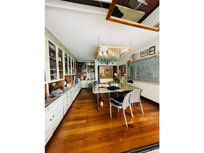 Apartamento de 4 alcobas en arriendo en Los Balsos, Medellín, 450 m² · foto 19 de 24