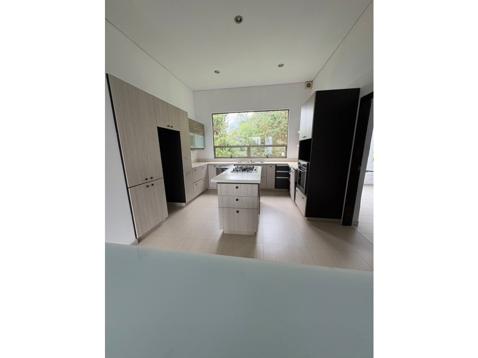 Casa en Arriendo en Las Palmas, Envigado - 3