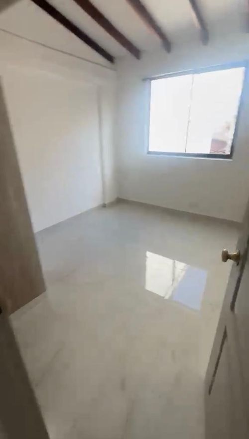 Apartamento de 3 alcobas en venta en Cabañas, Bello, 65 m² · foto 11 de 14