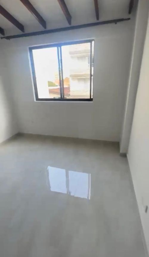 Apartamento de 3 alcobas en venta en Cabañas, Bello, 65 m² · foto 9 de 14