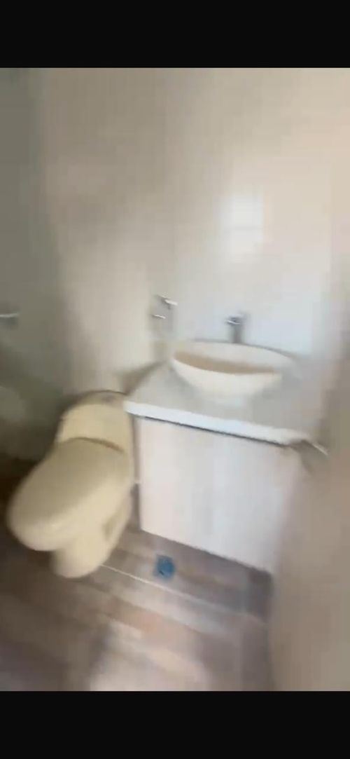 Apartamento de 3 alcobas en venta en Cabañas, Bello, 65 m² · foto 5 de 14