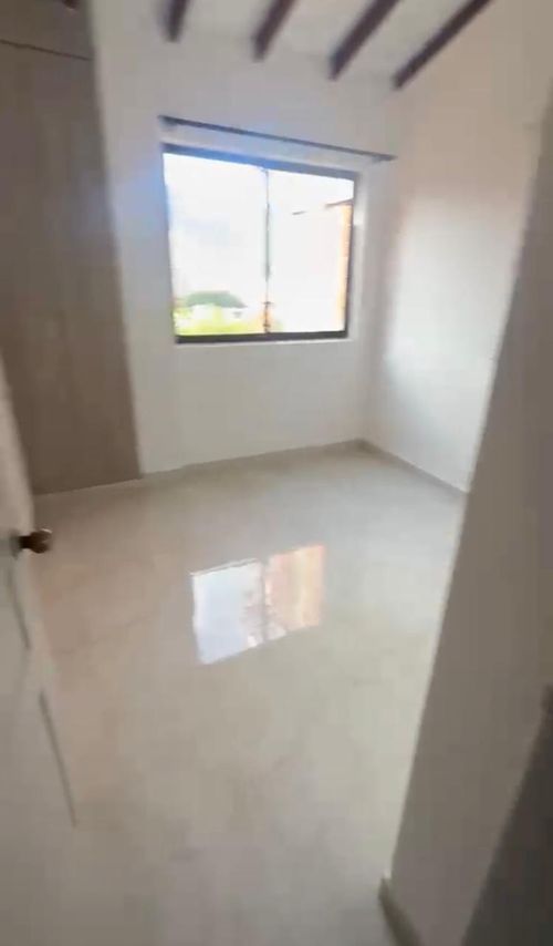 Apartamento de 3 alcobas en venta en Cabañas, Bello, 65 m² · foto 12 de 14