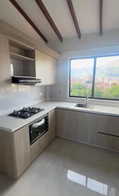 Apartamento de 3 alcobas en venta en Cabañas, Bello, 65 m² · foto 4 de 14