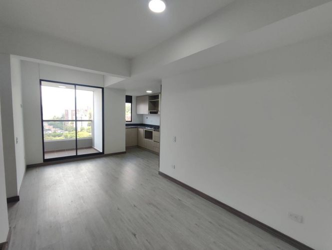 Apartamento de 3 alcobas en arriendo en Las Palmas, Medellín, 65 m² · foto 2 de 20