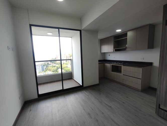 Apartamento de 3 alcobas en arriendo en Las Palmas, Medellín, 65 m² · foto 3 de 20