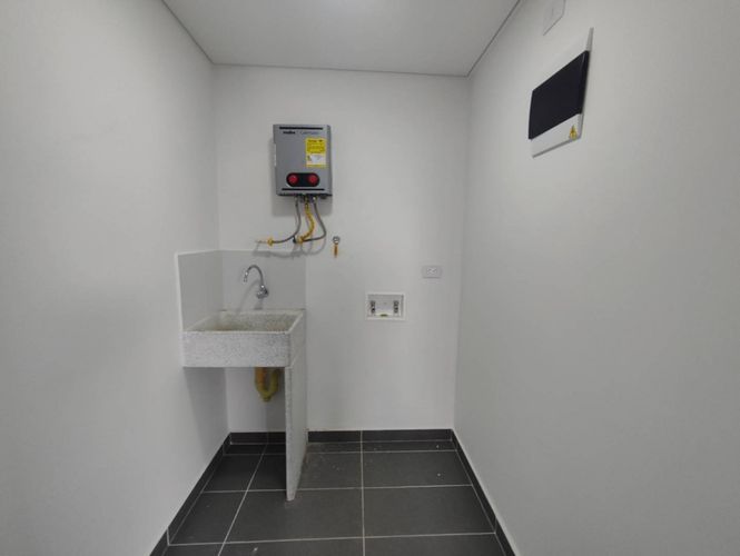 Apartamento de 3 alcobas en arriendo en Las Palmas, Medellín, 65 m² · foto 6 de 20