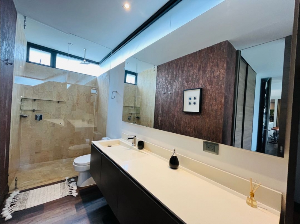 Apartamento en arriendo en El Poblado, Medellín · foto 17 de 24
