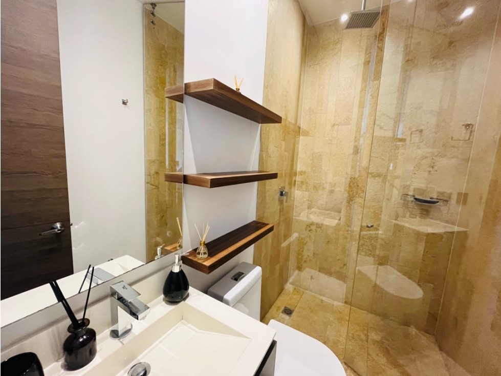Apartamento en arriendo en El Poblado, Medellín · foto 19 de 24