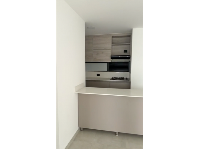 Apartamento de 2 alcobas en venta en Escobero, Envigado, 75 m² · foto 4 de 14