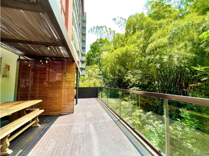Apartamento de 3 alcobas en arriendo en El Poblado, Medellín, 176 m² · foto 6 de 24