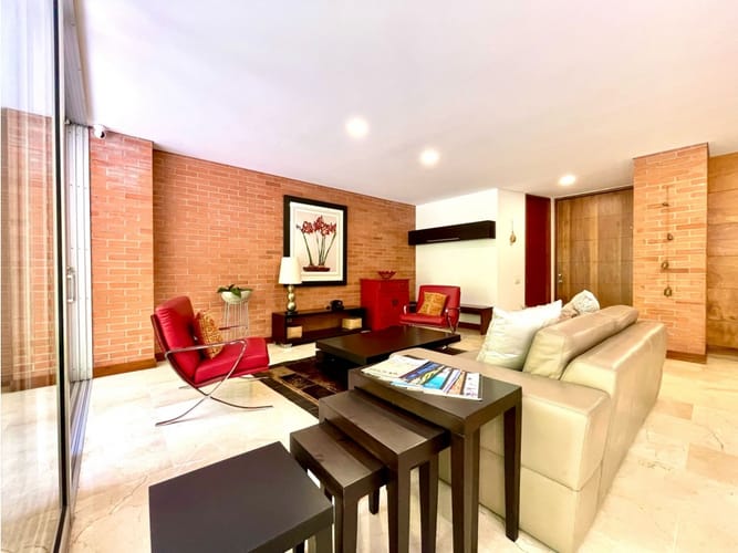Apartamento de 3 alcobas en arriendo en El Poblado, Medellín, 176 m² · foto 13 de 24