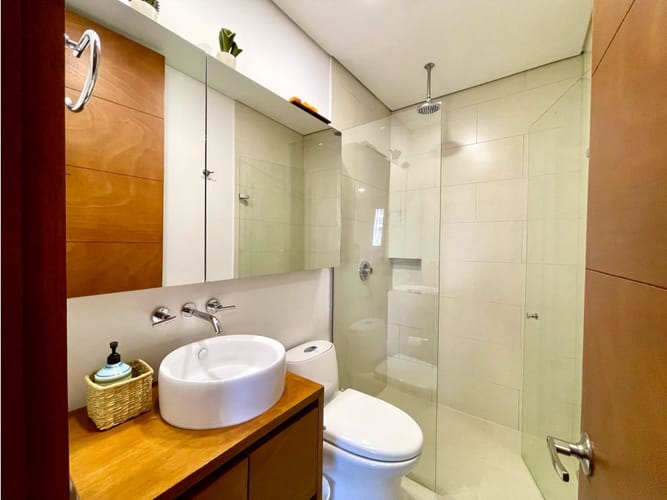 Apartamento de 3 alcobas en arriendo en El Poblado, Medellín, 176 m² · foto 14 de 24