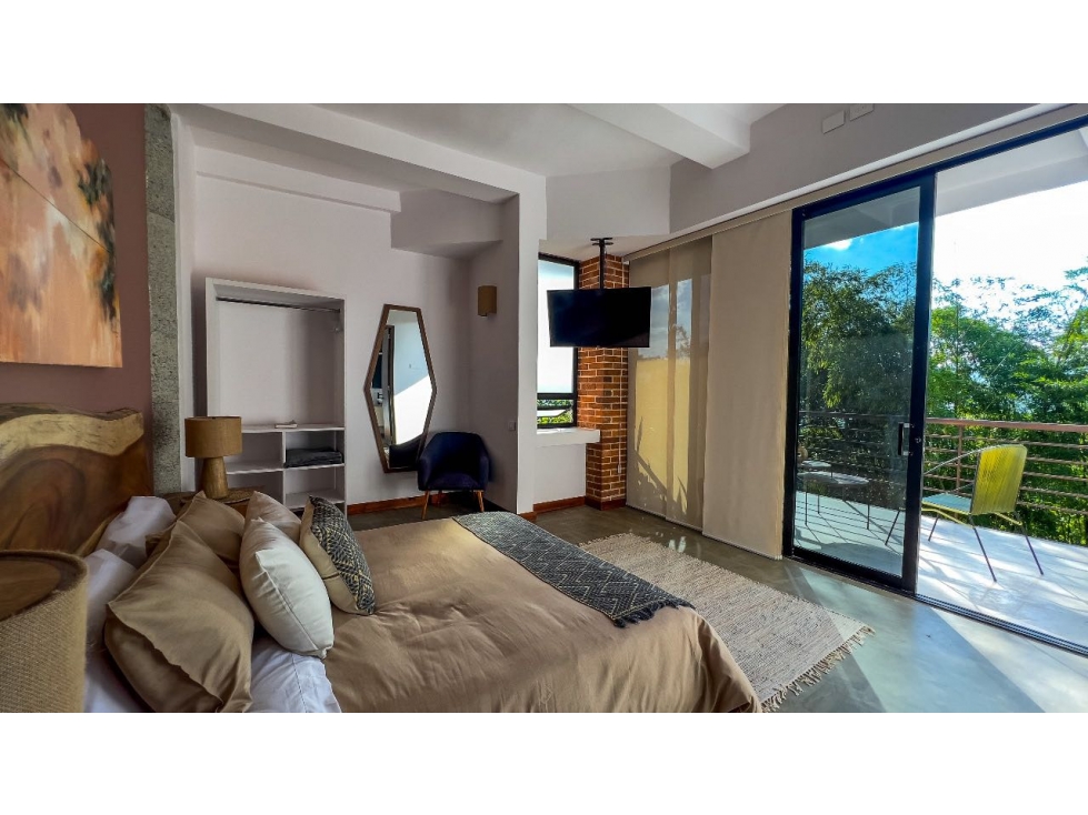 7BR House in El Poblado (200 m²) - 4