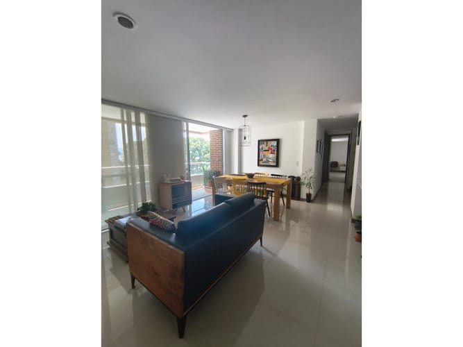 Apartamento de 3 alcobas en arriendo en El Poblado, Medellín, 104 m² · foto 3 de 21