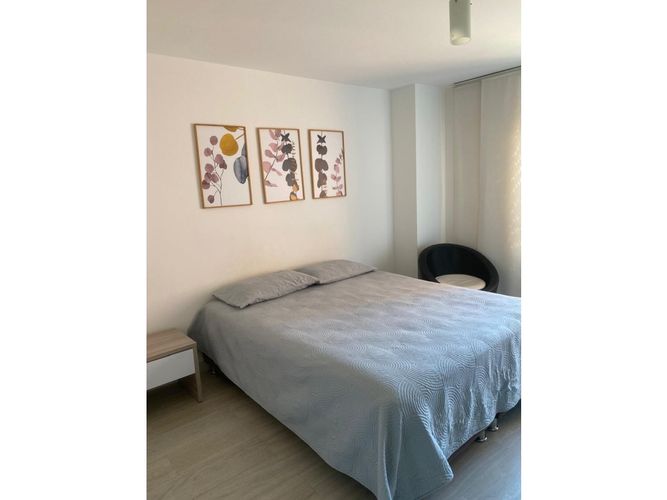 Apartamento de 2 alcobas en arriendo en Los Balsos, Medellín, 82 m² · foto 6 de 7