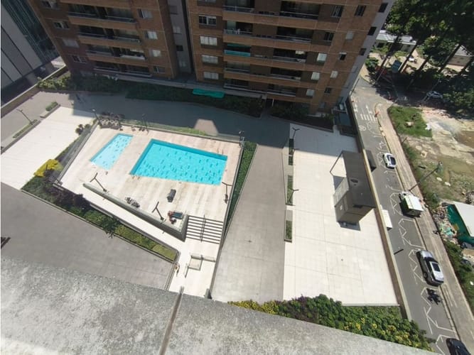 Apartamento de 3 alcobas en arriendo en El Poblado, Medellín, 104 m² · foto 21 de 21