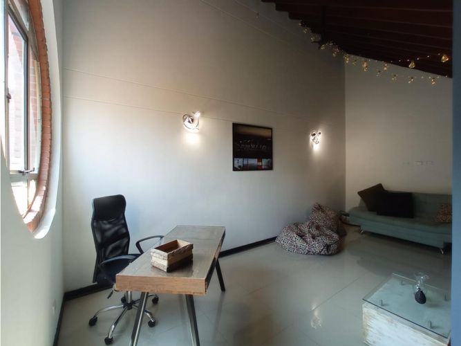 Apartamento de 4 alcobas en venta en La Florida, Medellín, 217 m² · foto 18 de 24