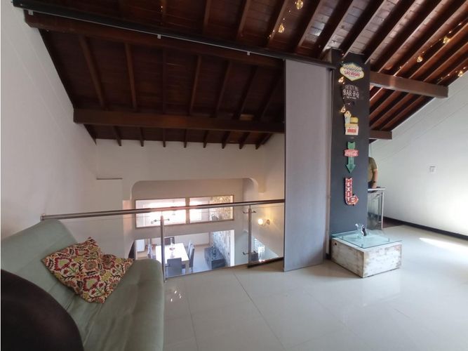 Apartamento de 4 alcobas en venta en La Florida, Medellín, 217 m² · foto 20 de 24