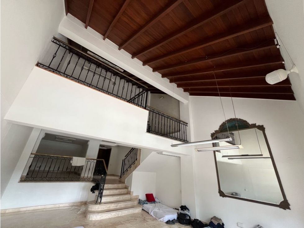 Casa en arriendo en El Poblado, Medellín · foto 5 de 24