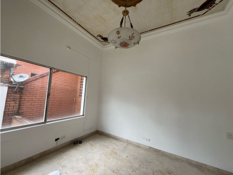 Casa en arriendo en El Poblado, Medellín · foto 21 de 24