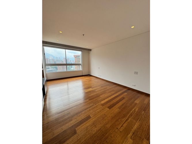 Apartamento de 4 alcobas en arriendo en El Poblado, Rionegro, 205 m² · foto 7 de 22