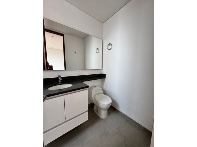 Apartamento de 4 alcobas en arriendo en El Poblado, Rionegro, 205 m² · foto 19 de 22