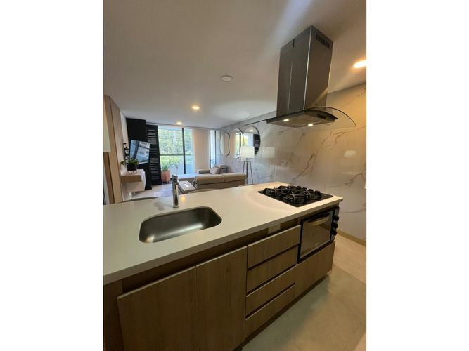 Apartamento en arriendo en Las Palmas, Medellín · foto 5 de 14