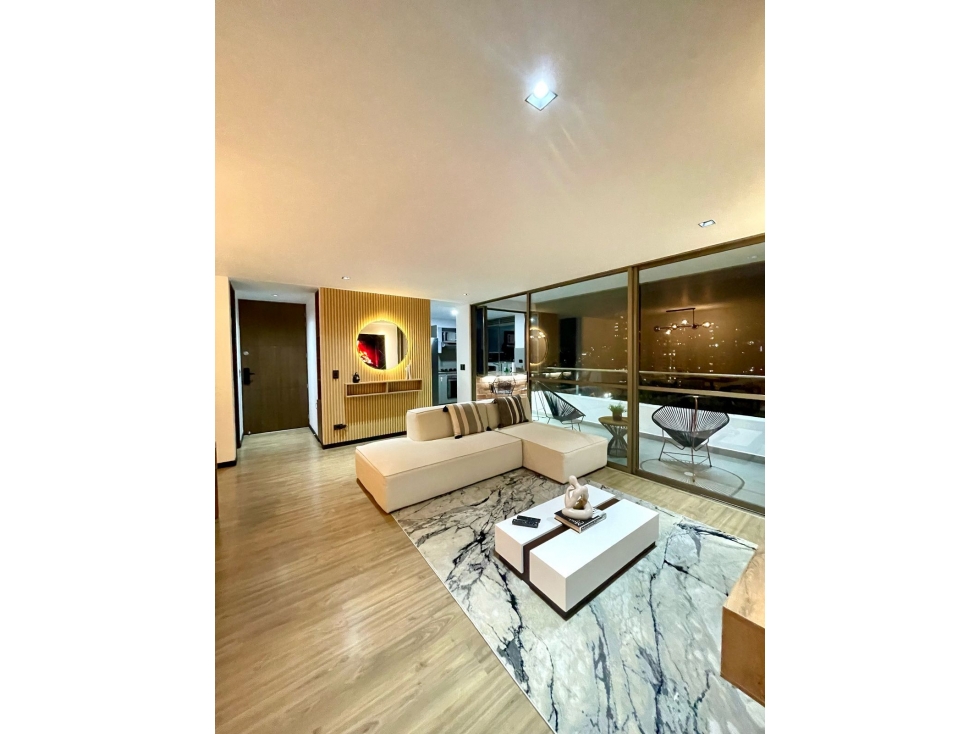 Apartamento en arriendo en El Poblado, Medellín · foto 2 de 23