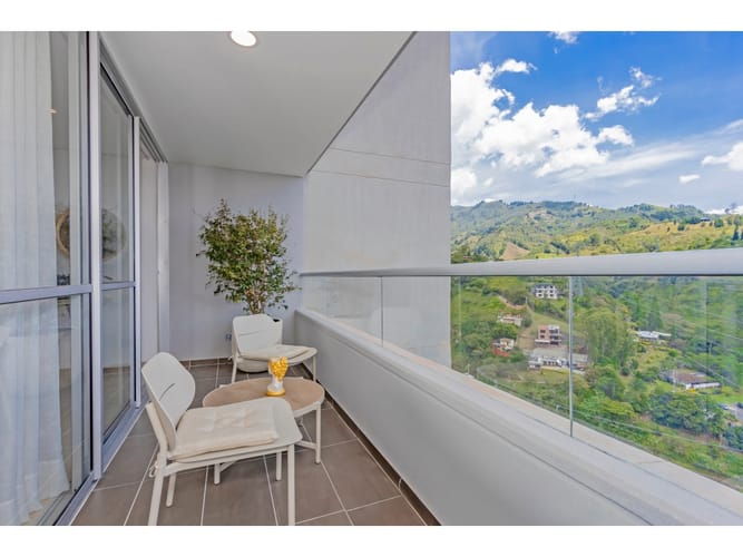 Apartamento de 3 alcobas en arriendo en El Porvenir, Medellín, 100 m² · foto 17 de 19