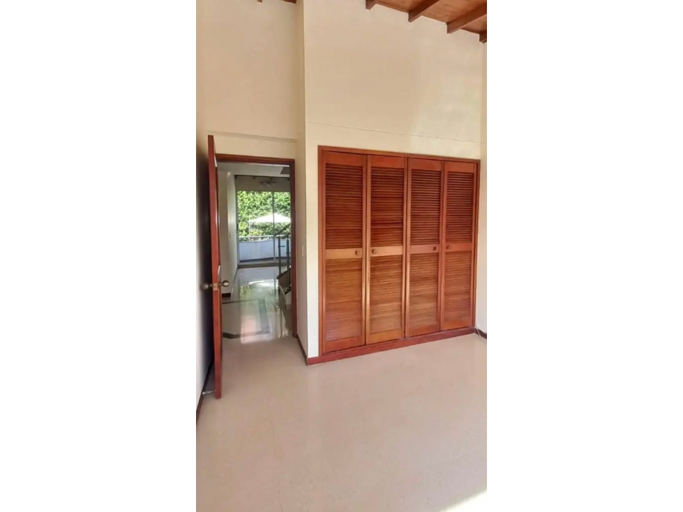 Casa en arriendo en Loma Del Esmeraldal, Medellín · foto 6 de 9