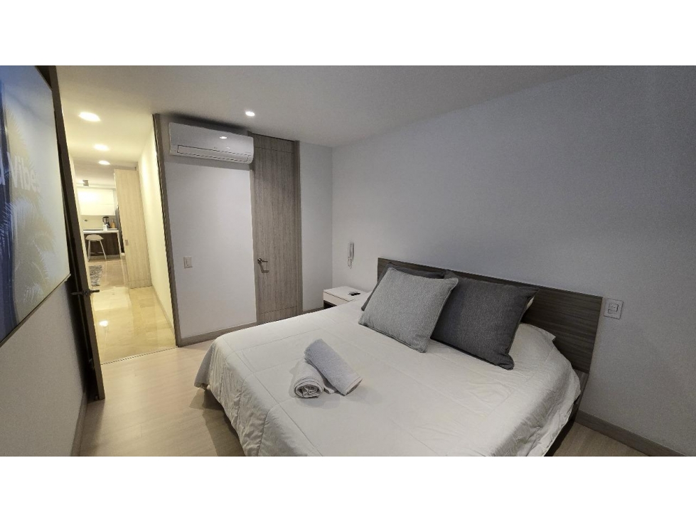 Apartamento en arriendo en El Poblado, Medellín · foto 7 de 18
