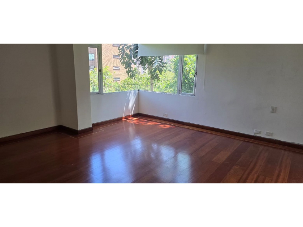 Apartamento en arriendo en El Poblado, Medellín · foto 4 de 21