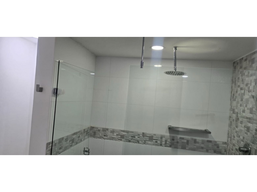 Apartamento en arriendo en El Poblado, Medellín · foto 18 de 21