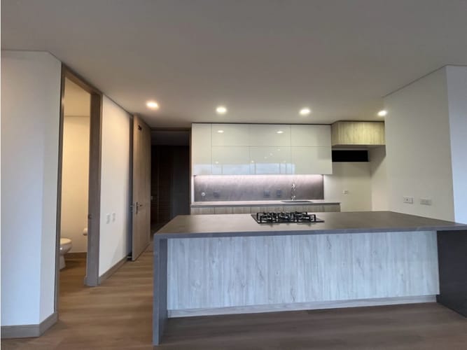 Apartamento de 3 alcobas en arriendo en Llano Grande, Rionegro, 148 m² · foto 3 de 14