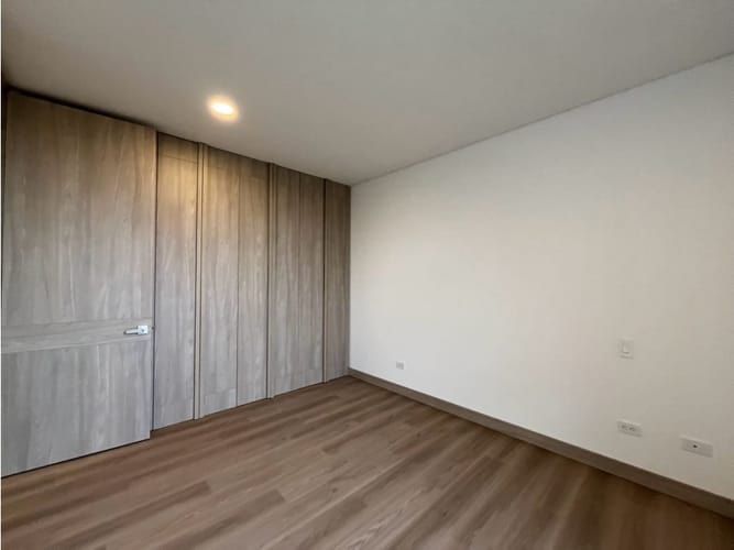 Apartamento de 3 alcobas en arriendo en Llano Grande, Rionegro, 148 m² · foto 5 de 14