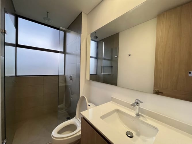 Apartamento de 3 alcobas en arriendo en Llano Grande, Rionegro, 148 m² · foto 7 de 14
