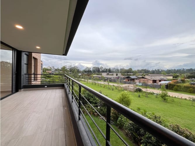 Apartamento de 3 alcobas en arriendo en Llano Grande, Rionegro, 148 m² · foto 12 de 14