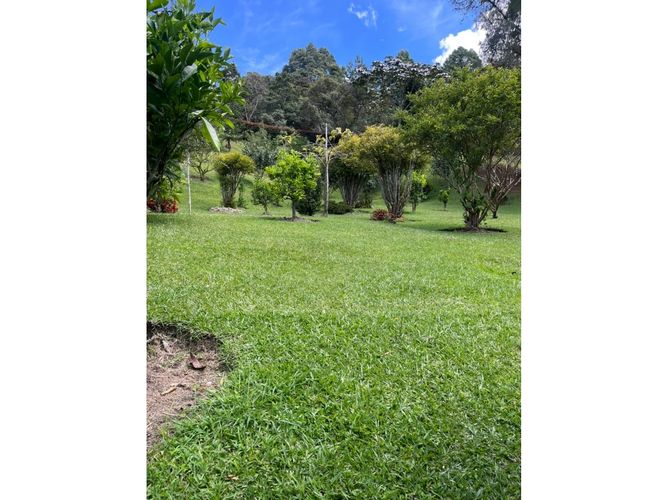 Casa de 5 alcobas en arriendo en Playa Rica-Rancheria, Rionegro, 400 m² · foto 9 de 24