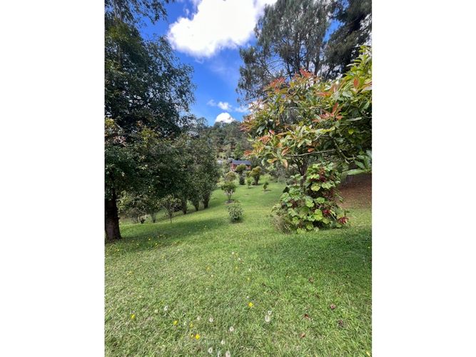 Casa de 5 alcobas en arriendo en Playa Rica-Rancheria, Rionegro, 400 m² · foto 14 de 24