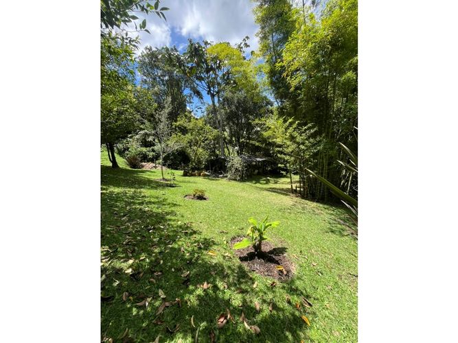 Casa de 5 alcobas en arriendo en Playa Rica-Rancheria, Rionegro, 400 m² · foto 18 de 24