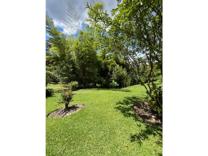 Casa de 5 alcobas en arriendo en Playa Rica-Rancheria, Rionegro, 400 m² · foto 19 de 24