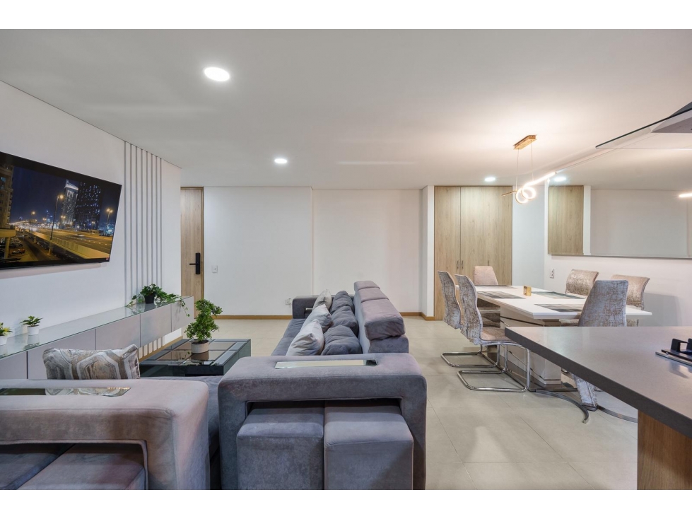Apartamento en arriendo en El Poblado, Medellín · foto 5 de 24