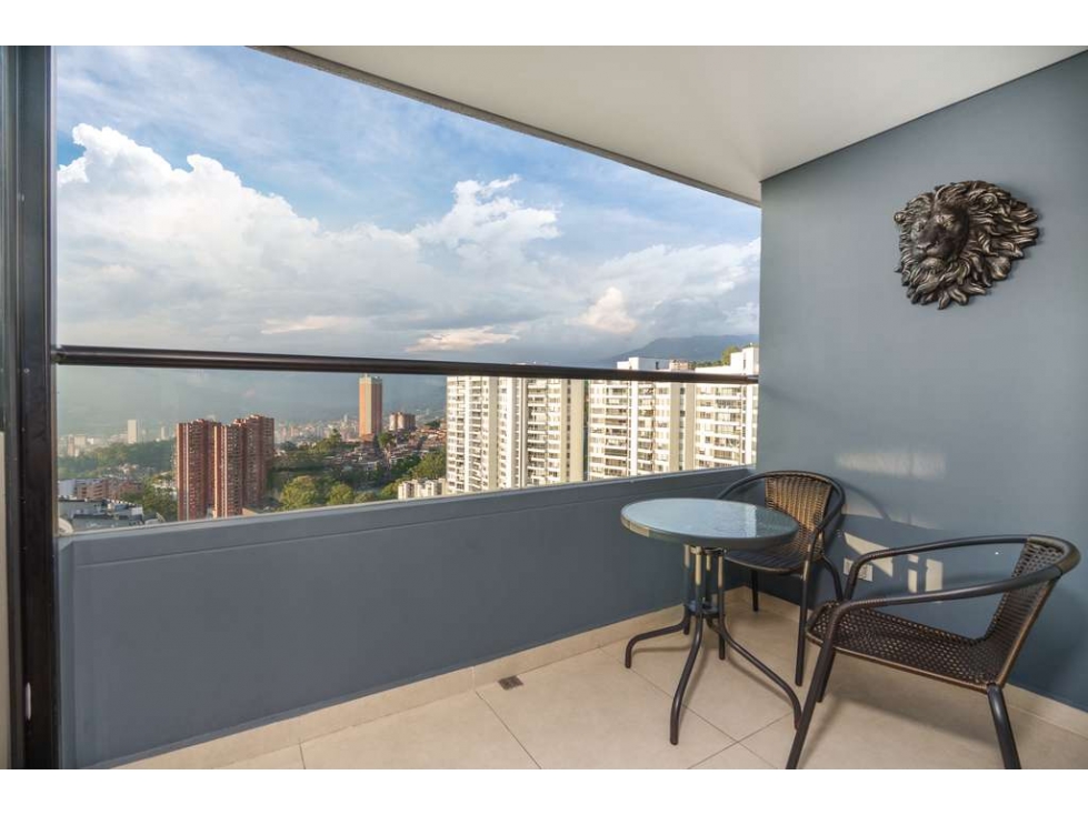 Apartamento en arriendo en El Poblado, Medellín · foto 13 de 24