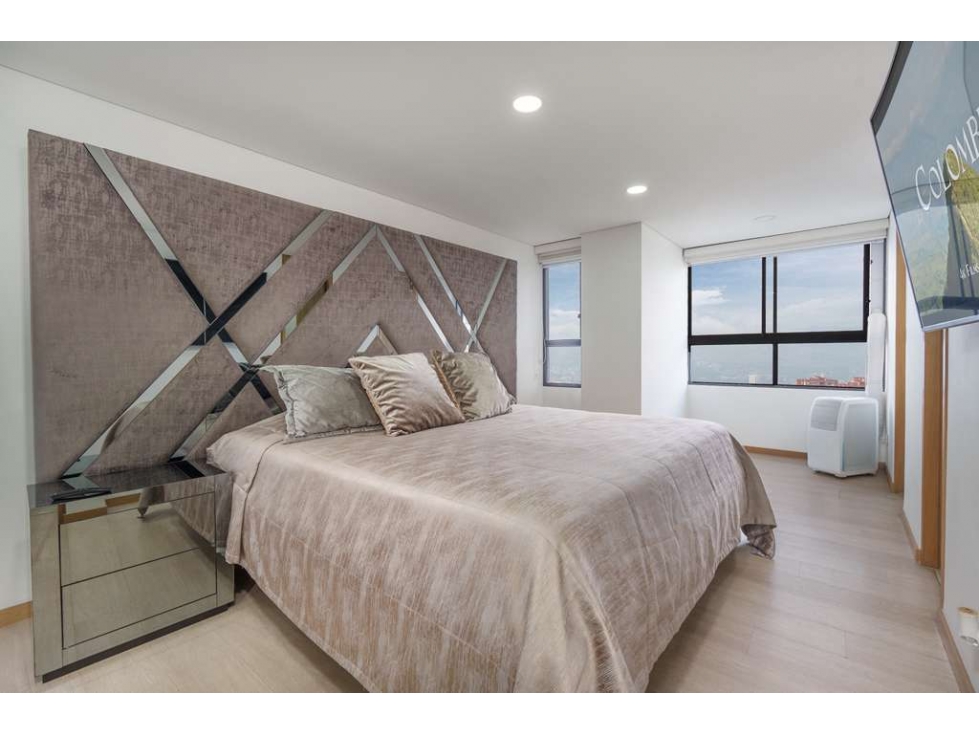 Apartamento en arriendo en El Poblado, Medellín · foto 14 de 24