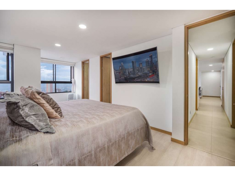 Apartamento en arriendo en El Poblado, Medellín · foto 16 de 24