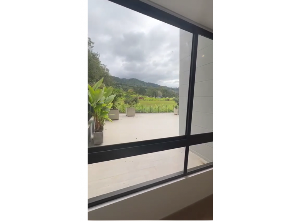 Apartamento en arriendo en Sajonia, Rionegro · foto 2 de 8