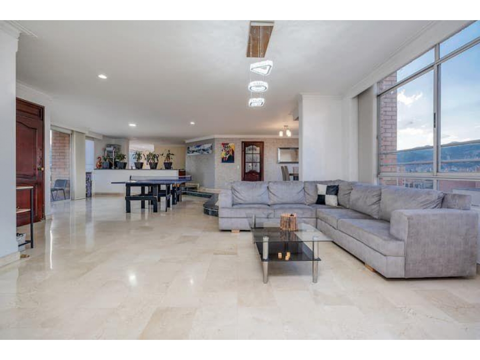 Apartamento en arriendo en Laureles, Medellín · foto 4 de 18