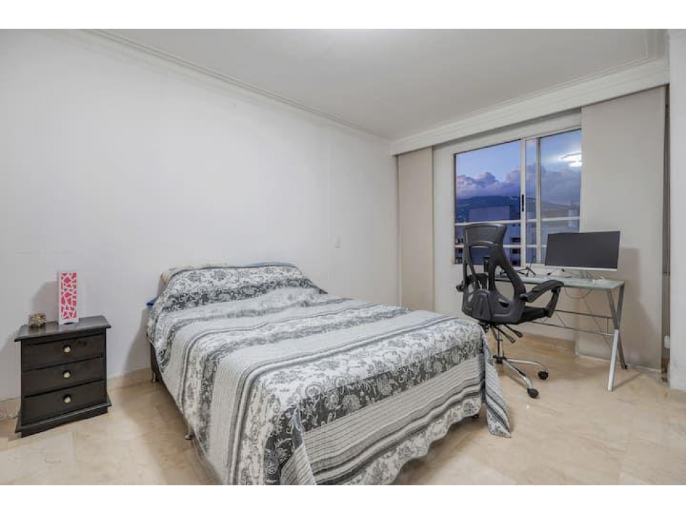 Apartamento en arriendo en Laureles, Medellín · foto 9 de 18